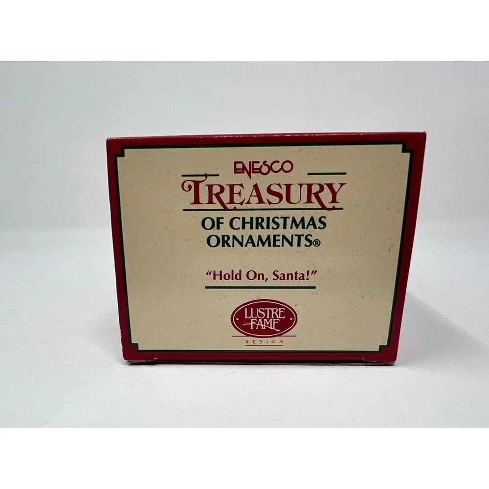Enesco Ornament Unisex OS Red Excellent Hold On Santa Carnival Series 167088